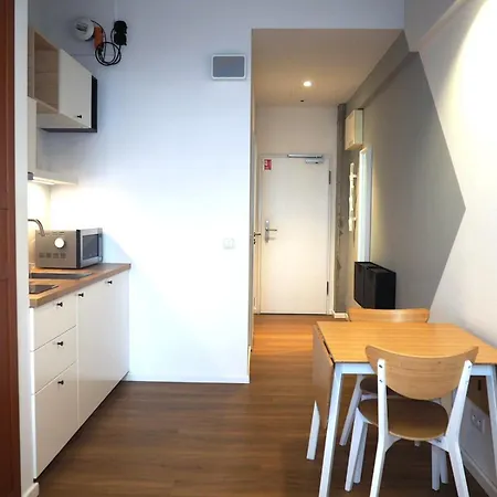 Basecamp By Xior Apart Otel