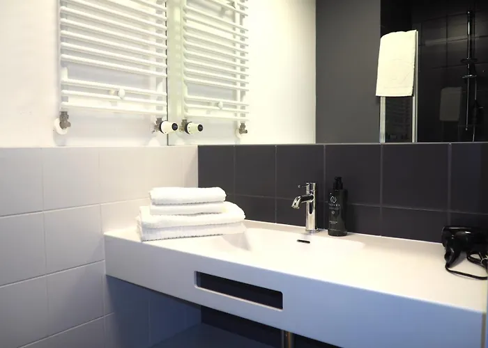 Apartahotel Basecamp By Xior 3*