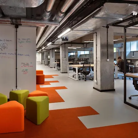 Lägenhetshotell Basecamp By Xior Kraków